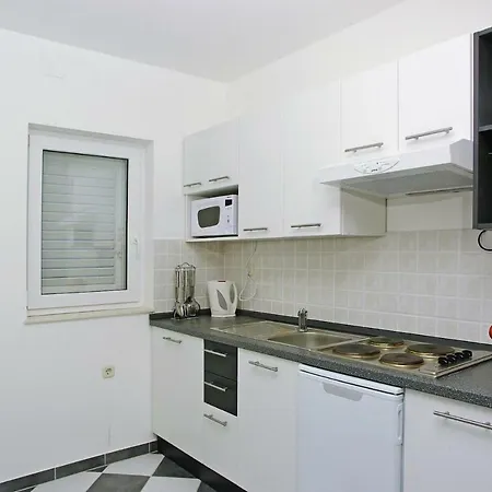 Hébergement de vacances Marina Gromela Cin08004 Dya Supetar